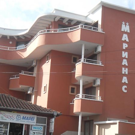 Marianas Guesthouse ابزور المظهر الخارجي الصورة