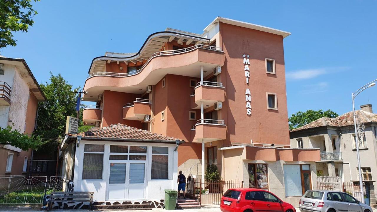 Marianas Guesthouse ابزور المظهر الخارجي الصورة
