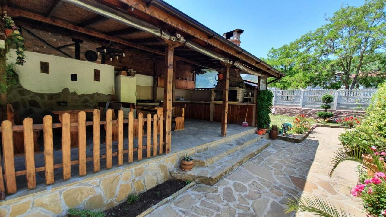 Marianas Guesthouse ابزور المظهر الخارجي الصورة