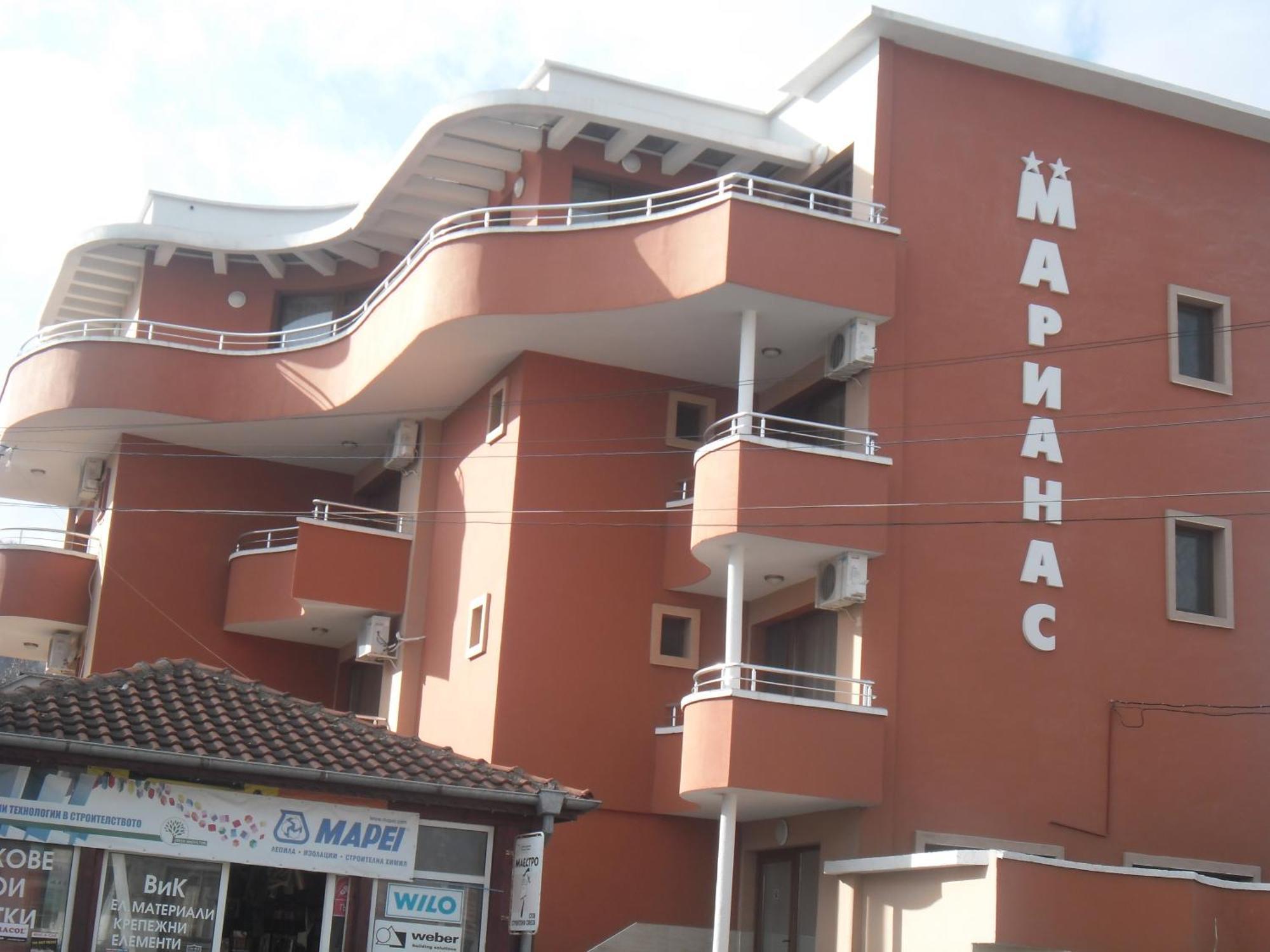 Marianas Guesthouse ابزور المظهر الخارجي الصورة