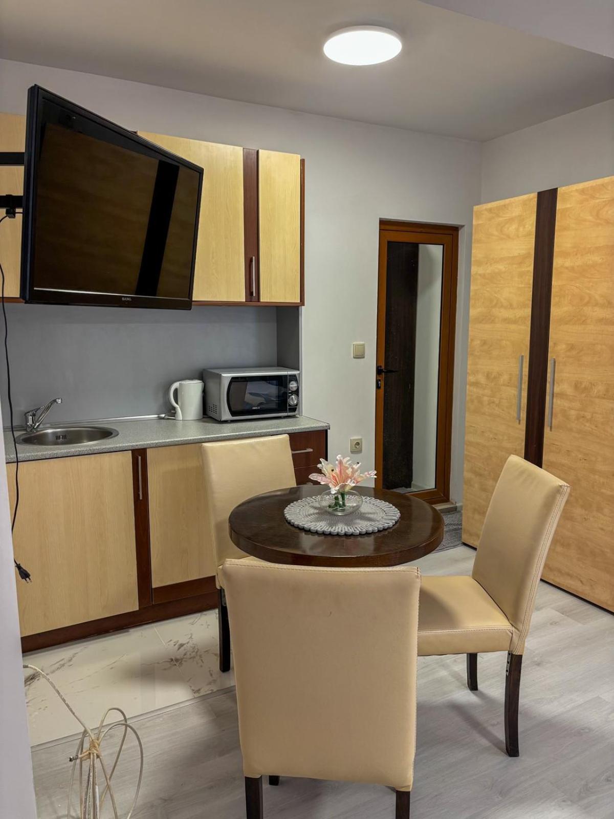 Marianas Guesthouse ابزور المظهر الخارجي الصورة